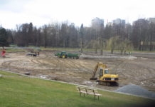 Na Nováku začala oprava ostrůvku