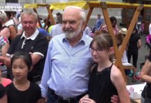 Naše písničky rodiče ještě znají a děti už je znají, říká Zdeněk Svěrák