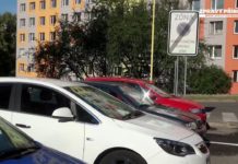 Ve městě chybí ještě mnoho parkovacích míst, říká člen dopravní komise Petr Magera