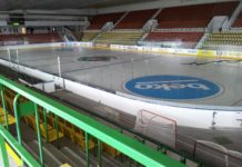 Sezóna v obou halách zimního stadionu začíná