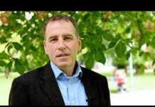 Češi vnímají Evropu především jako kasičku na opravy náměstí, říká europoslanec Luděk Niedermayer