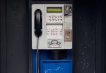 Na Příbramsku pomalu mizí telefonní budky