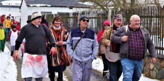 Lazskem prošel masopustní průvod