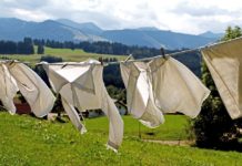 Zloděj pradlenka skočil v rukou policie