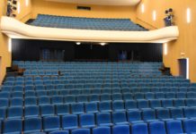 Rekonstrukce hlediště divadla je hotova