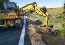 Provoz na Strakonické zpomalují opravy povrchu vozovky