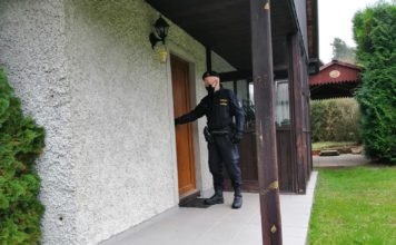 Zloději vyrážejí do chatových oblastí. Policie radí, jak ochránit majetek přes zimu