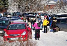 Brdy v obležení běžkařů a turistů. Na bezpečnost dohlížela policie.