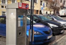 Podnikatelé z Pražské chtějí zlevnit parkování v centru Příbrami