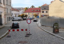 Dopravní omezení u Václavského náměstí zůstane, kvůli kanalizaci