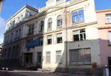 Příbram čeká na viníka: Kdo zaplatí 640 tisíc za objížďku po zřícení budovy?
