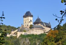 Turistů ve středních Čechách přibývá. Roste počet zahraničních hostů