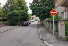 Většina řidičů ve městě jezdí popaměti. Změny v provozu je pak zaskočí