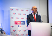 Předsednictví středočeské TOP 09 obhájil Václav Švenda