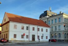 Oprava fasády historické budovy v centru Příbrami bude dokončena na jaře