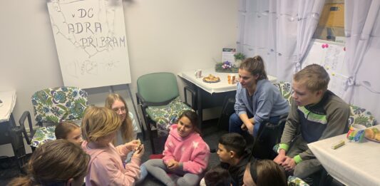 Dobrovolnické centrum ADRA Příbram slaví deset let, výročí připomene hudbou i tancem