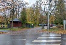 Po dobu Dušiček bude u příbramského hřbitova parkování zdarma a s omezeními