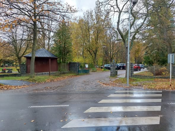 Parkování hřbitov (1)