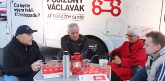 Cynikův podcast: Jiří Kubík a manželé Šlehoferovi o volbách, Republice Příbram i o tom, jak se projekt trefil do reality