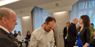 Tiše zachraňují životy. Teď se jim Příbram odměnila