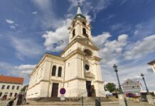 Oprava chodníku u kostela sv. Vojtěcha začne už příští týden