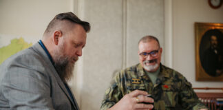 Armáda rozšíří spolupráci s Příbramí. Město podepsalo memorandum podporující vojáky z jinecké posádky