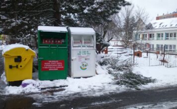 Vánoční stromky v Příbrami nekončí na skládce. Poslouží jako štěpka a kompost