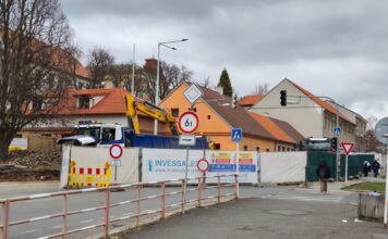 Jiráskovy sady se uzavřely, dopravu v Příbrami čeká složitý duben