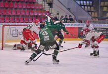 Příbramští hokejisté končí v semifinále, doma padli vysoko s Prostějovem