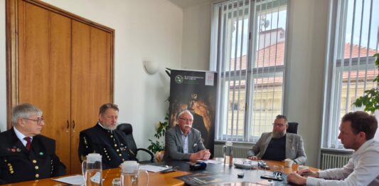 Hornické město ožije i mimo hlavní program. Návštěvníky čeká středověká vesnice, pečení chleba i virtuální fárání