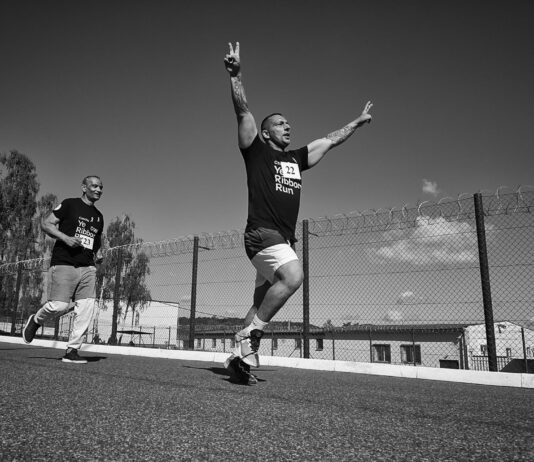 Ve Věznici Příbram se běželo pro druhou šanci. Do Yellow Ribbon Run se zapojilo 112 vězněných mužů