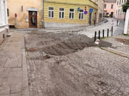 Příbram po bouřkách sčítá škody, voda zaplavila ulice i zařízení města