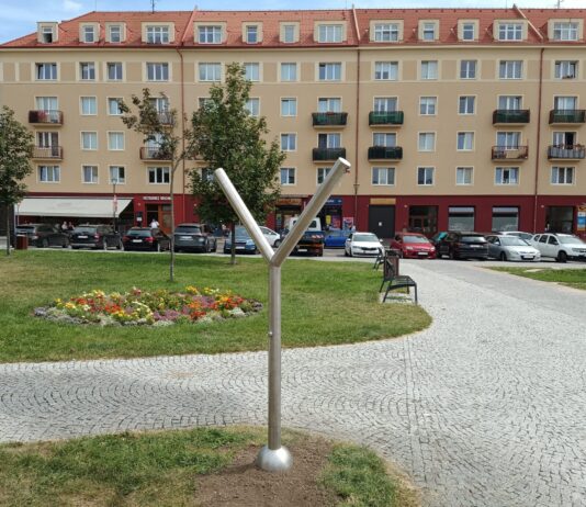Nové mlžítko na náměstí 17. listopadu nabídne v horkých dnech osvěžení