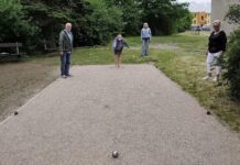 Senioři v Příbrami mají nové hřiště na pétanque