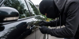 Vykradených aut na Příbramsku přibylo. Policie připomíná: Auto není trezor