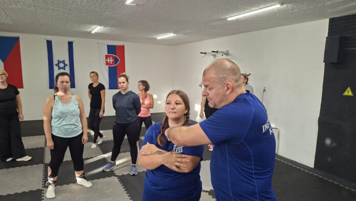 Sebeobrana kurz uředníci 2026
