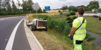 Kolem dálnice D4 se seče plocha odpovídající 150 fotbalovým hřištím