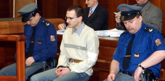 Bývalý šéf budějovické mordparty přijede do Příbrami. Přiblíží skutečné případy vražd