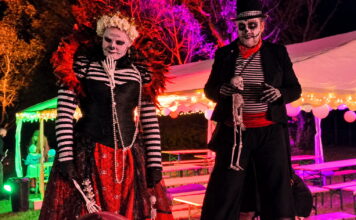 Mexická oslava života a smrti se vrací do Příbrami. Día de Muertos nabídne hudbu i stezku odvahy