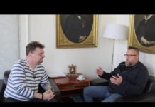 Jan Konvalinka se loučí s radnicí: Už potřebuju být obyčejný, nenápadný člověk